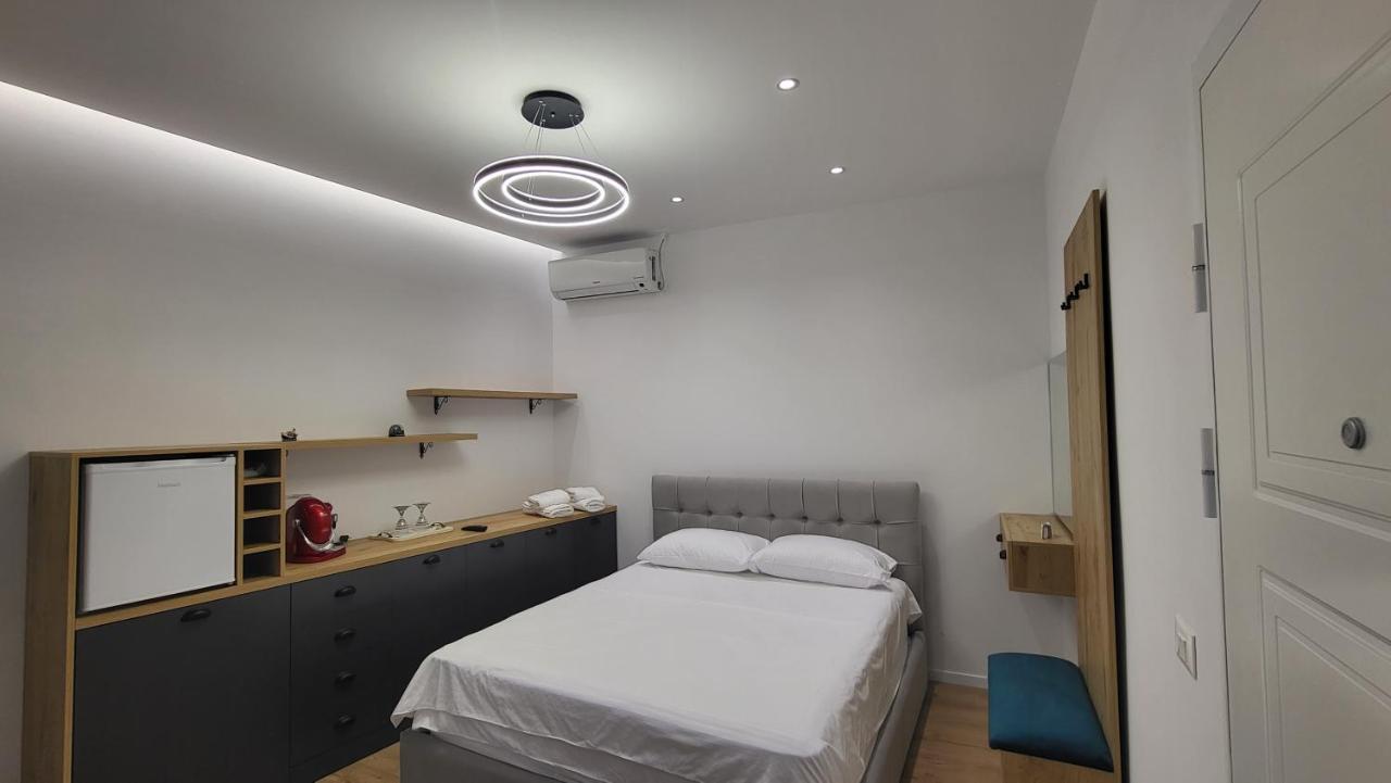 Karanxha'S Room Tirana Exterior foto